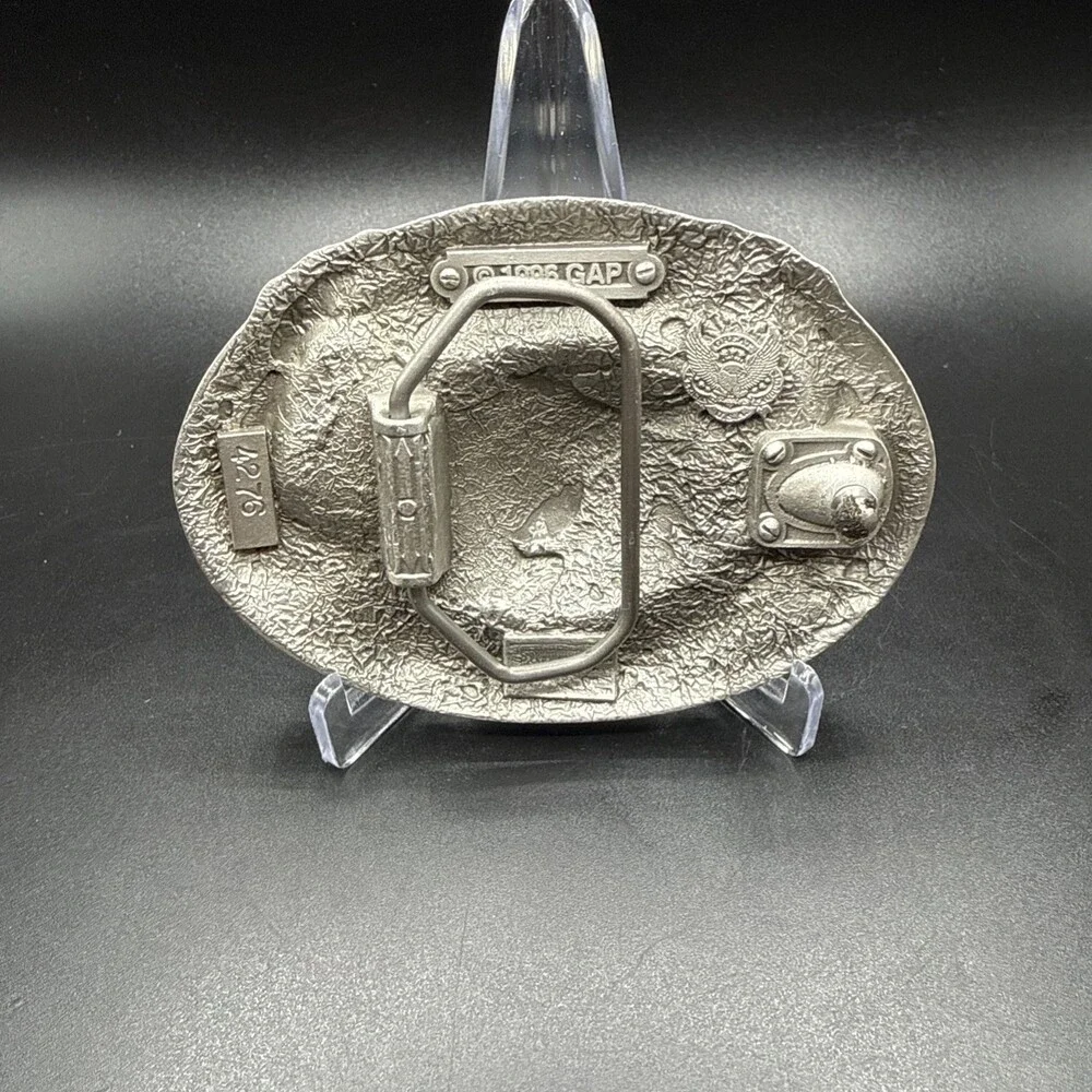 1996 GAP “ONLY THE STRONG SURVIVE” 3D WOLF HEAD Pewter Belt BUCKLE Made in USA